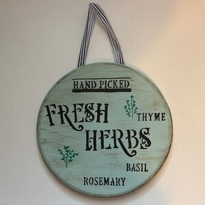 Rustic Herb Wall Decor with Green Accents